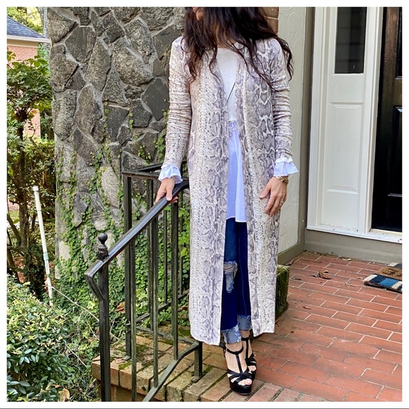 Chic snakeskin print soft knit side slits duster - Picture 8 of 8